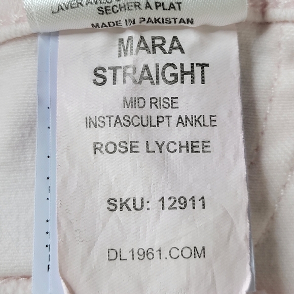 DL1961 Mara Straight Leg Jeans Size 30 29X27 Pale Pink Instasculpt Ankle Raw Hem - Picture 7 of 14